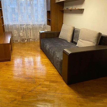 Apartment Next To Metro Station Pechersk Kiev Eksteriør bilde