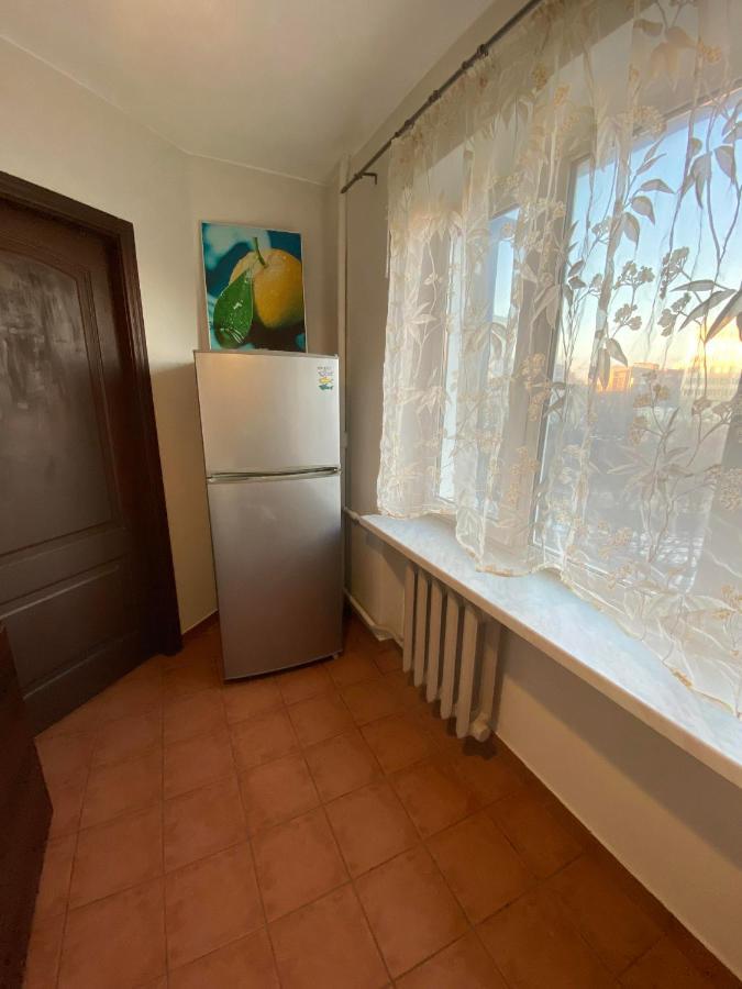 Apartment Next To Metro Station Pechersk Kiev Eksteriør bilde